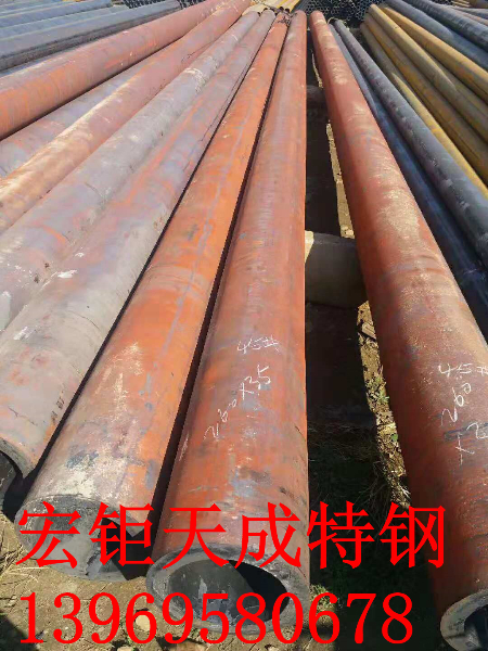 冷縮非標(biāo)無縫鋼管廠304*12非標(biāo)無縫鋼管價(jià)格