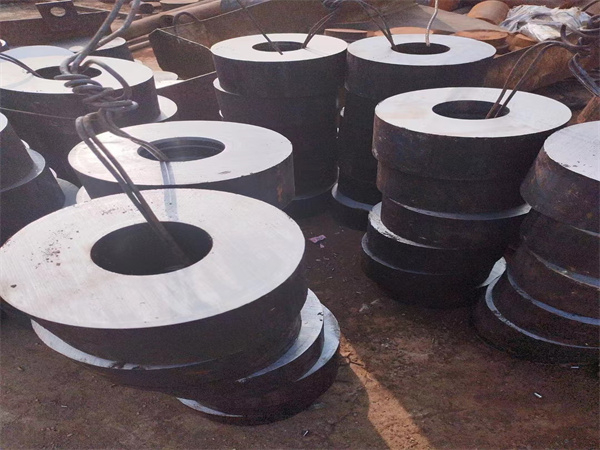 42CrMo無(wú)縫鋼管現(xiàn)貨? 273*60 42CrMo無(wú)縫鋼管批發(fā)